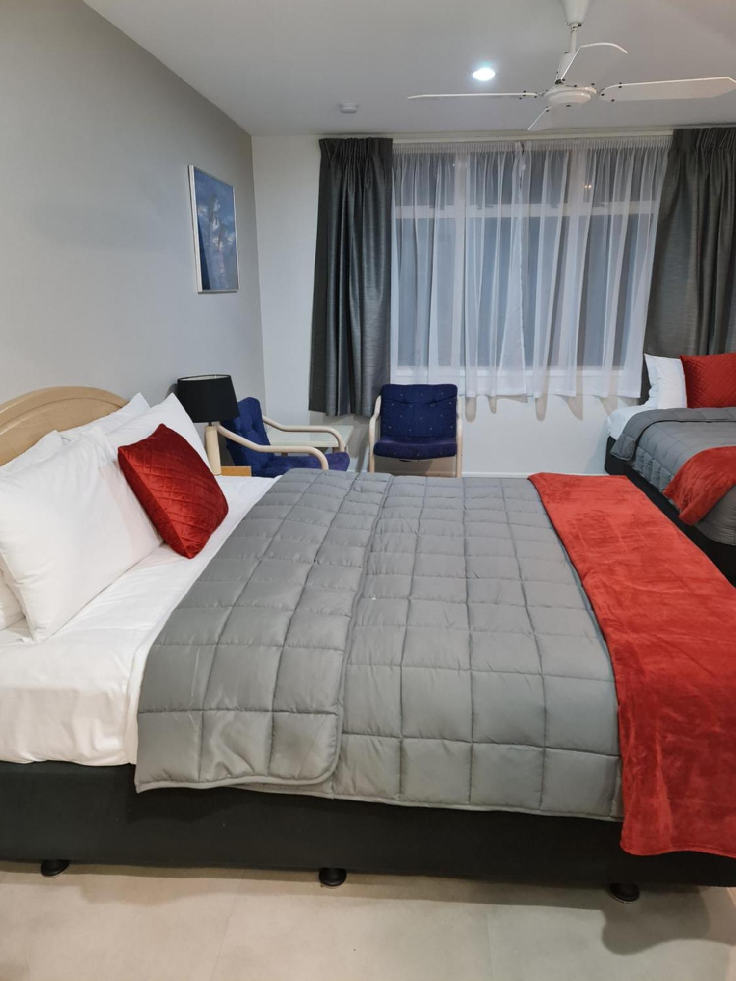 Pacific Motor Inn Маунт Маунгануи Екстериор снимка