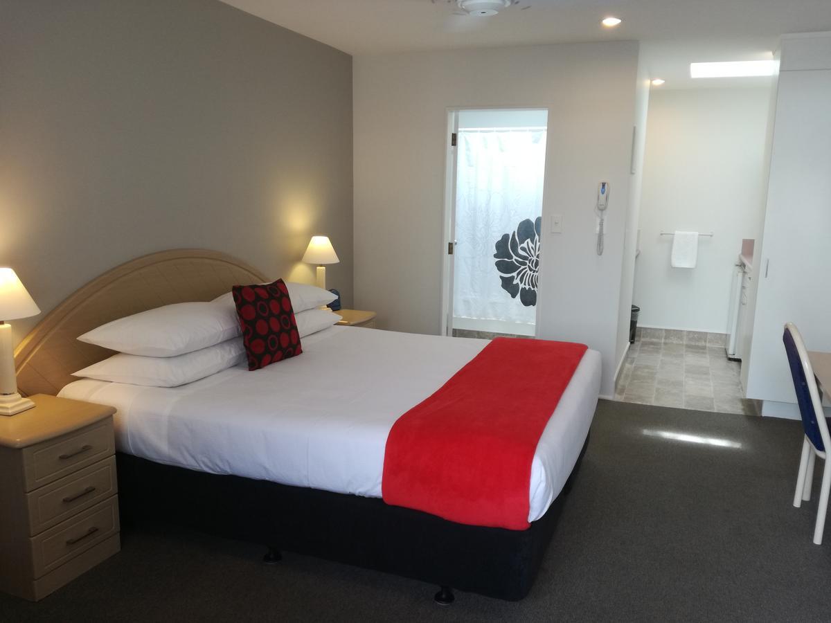 Pacific Motor Inn Маунт Маунгануи Екстериор снимка