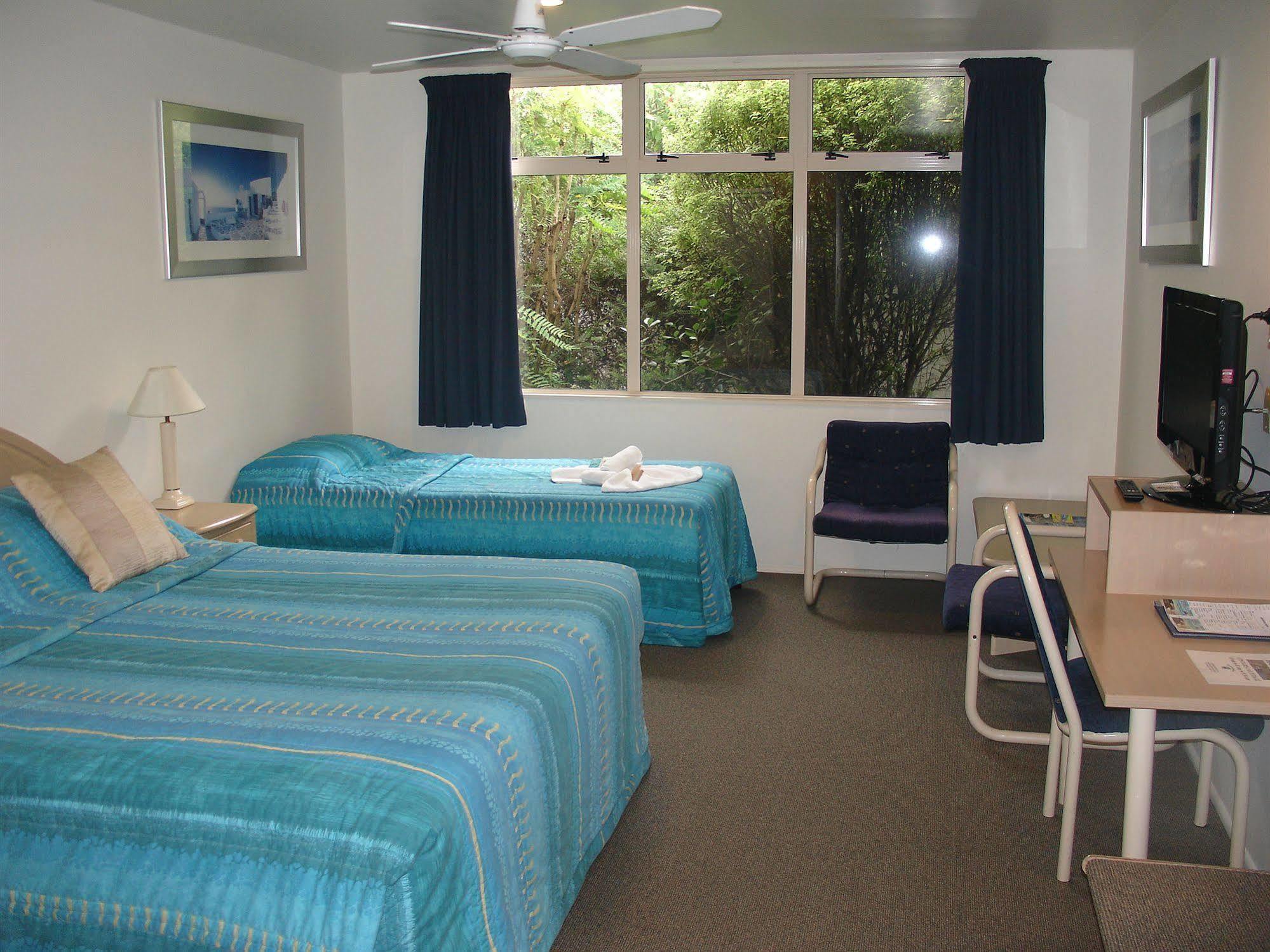Pacific Motor Inn Маунт Маунгануи Екстериор снимка