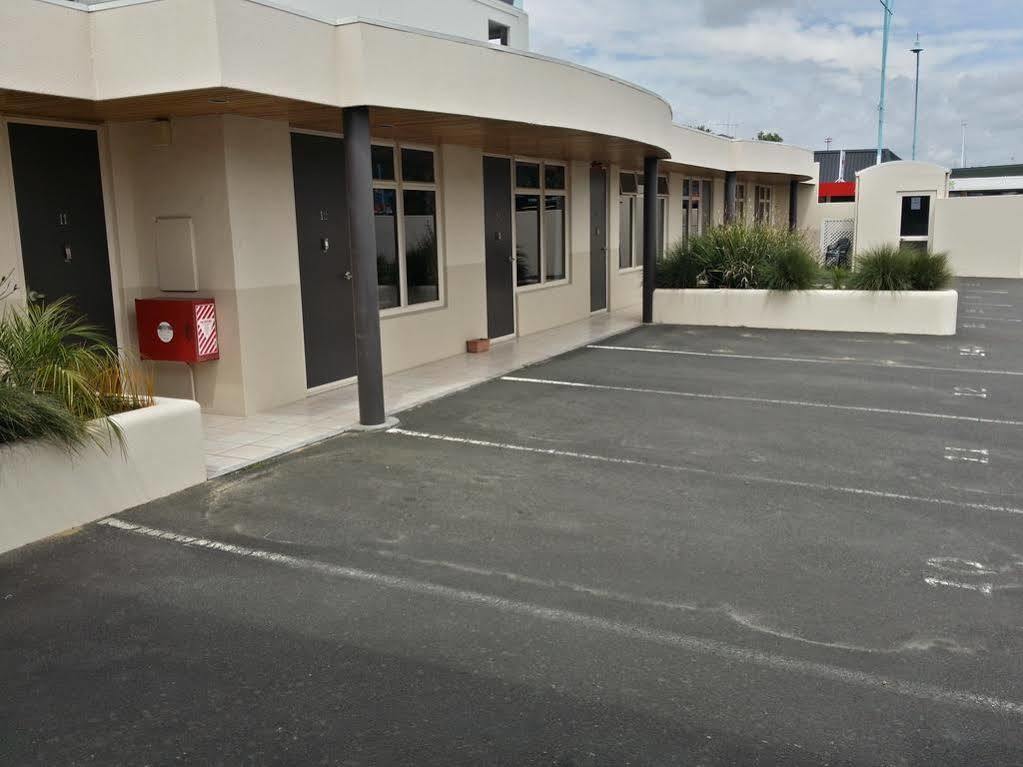 Pacific Motor Inn Маунт Маунгануи Екстериор снимка