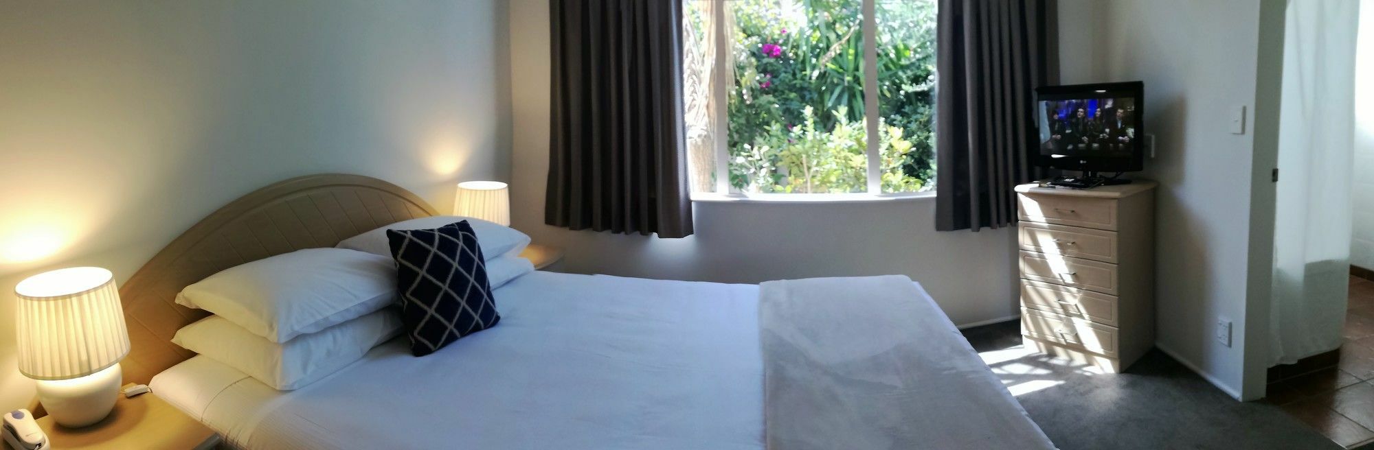 Pacific Motor Inn Маунт Маунгануи Екстериор снимка